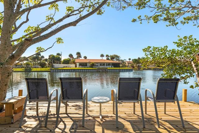 124 Aucila RD., Cocoa Beach, FL 32931