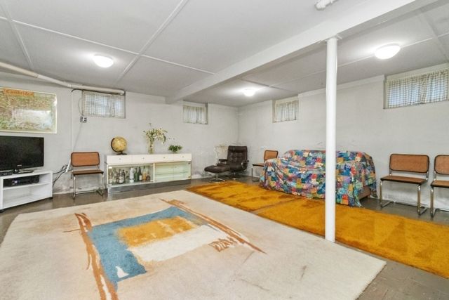 22 Roosevelt Rd, Newton, MA 02459