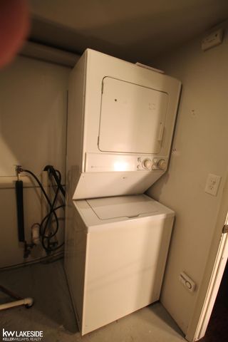 54679 Shelby Road, Utica, MI 48316