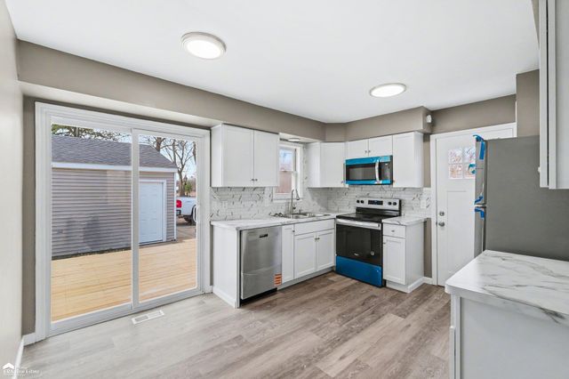 3209 Hogarth Avenue, Flint, MI 48532