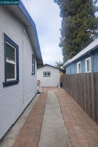 2079 Church St, Oakland, CA 94621