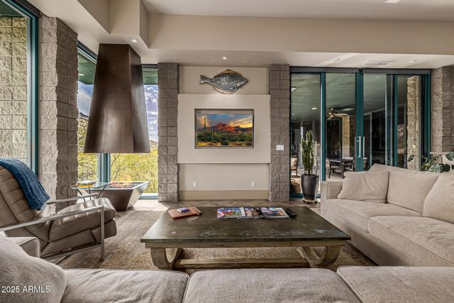 11935 E CASITAS DEL RIO Drive, Scottsdale, AZ 85255