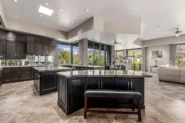 11935 E CASITAS DEL RIO Drive, Scottsdale, AZ 85255