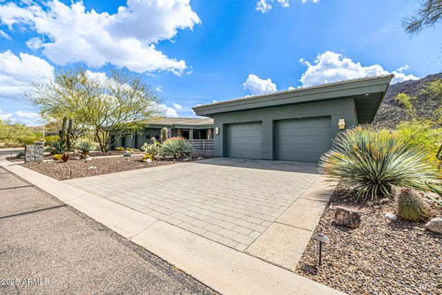 11935 E CASITAS DEL RIO Drive, Scottsdale, AZ 85255