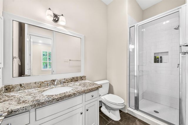 5216 Locust Street, Bellaire, TX 77401