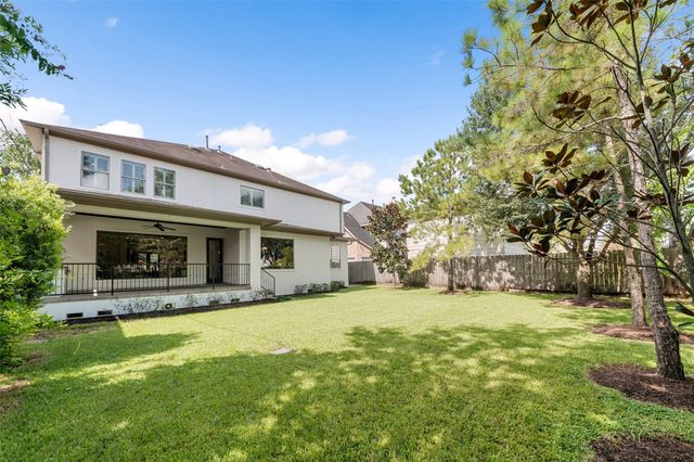 5216 Locust Street, Bellaire, TX 77401