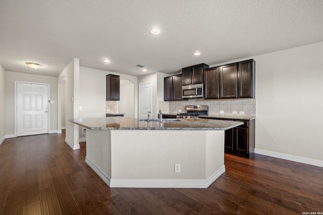 12382 Erstein Valley, Selma, TX 78154