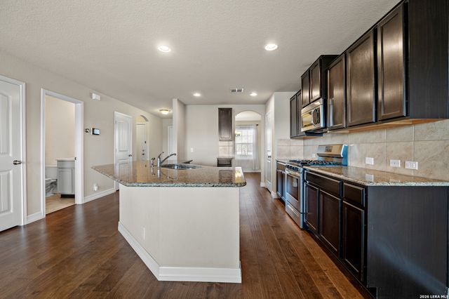 12382 Erstein Valley, Selma, TX 78154