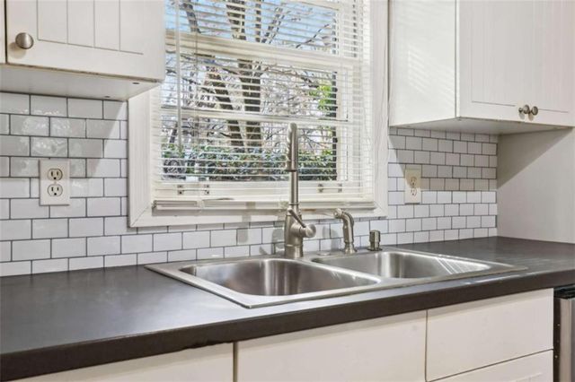 1840 Camellia Drive, Decatur, GA 30032