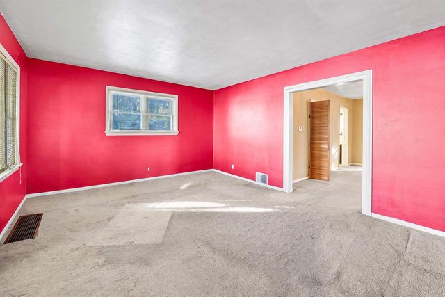 94 7TH STREET, Fond Du Lac, WI 54935