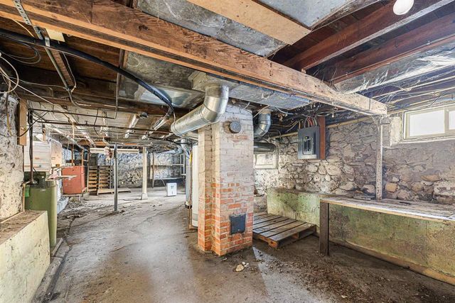 94 7TH STREET, Fond Du Lac, WI 54935