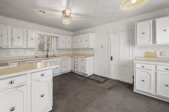 94 7TH STREET, Fond Du Lac, WI 54935