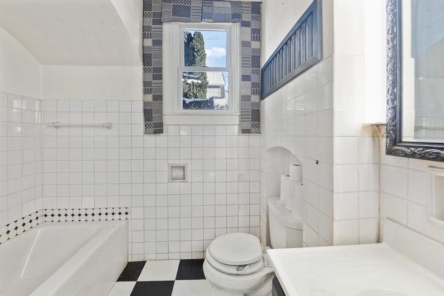 94 7TH STREET, Fond Du Lac, WI 54935