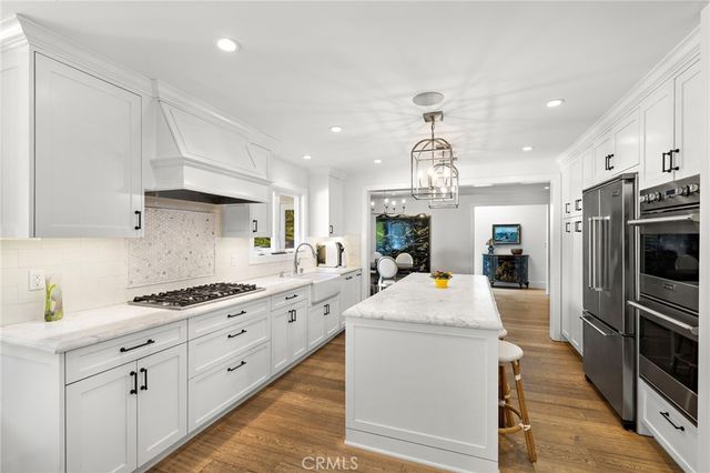 433 Seaward Road, Corona Del Mar, CA 92625