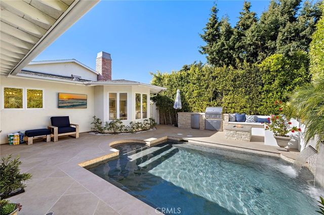 433 Seaward Road, Corona Del Mar, CA 92625