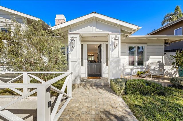 433 Seaward Road, Corona Del Mar, CA 92625