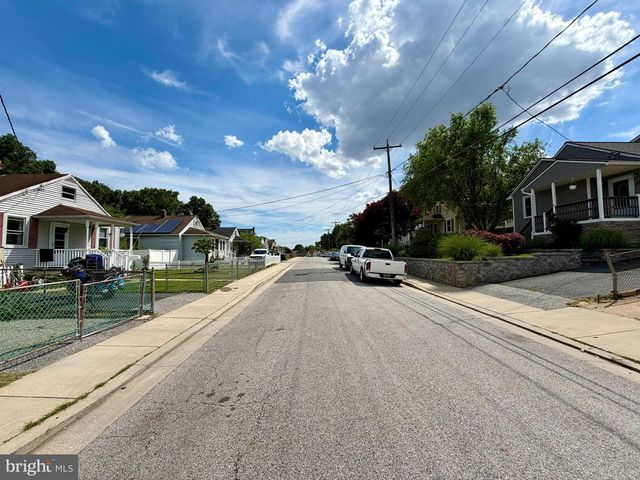 620 N STUART ST, Baltimore, MD 21221