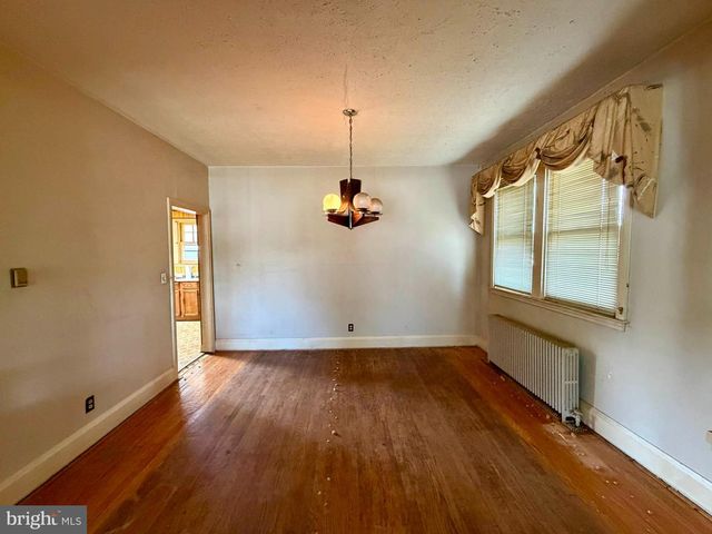 620 N STUART ST, Baltimore, MD 21221