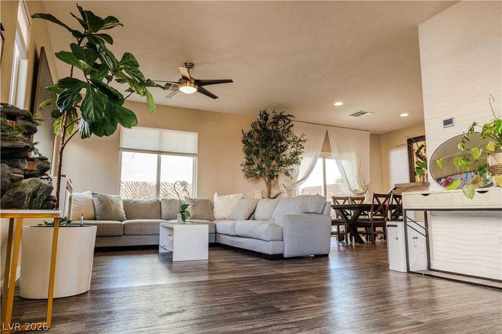 6204 Burrell Court, Las Vegas, NV 89148 — photo 3