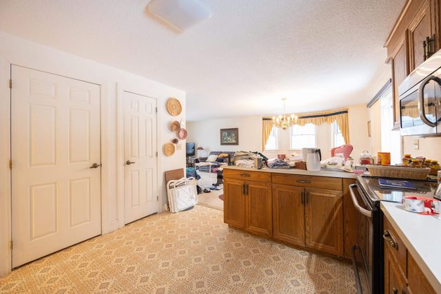 232 Winding Pond Road, Londonderry, NH 03053