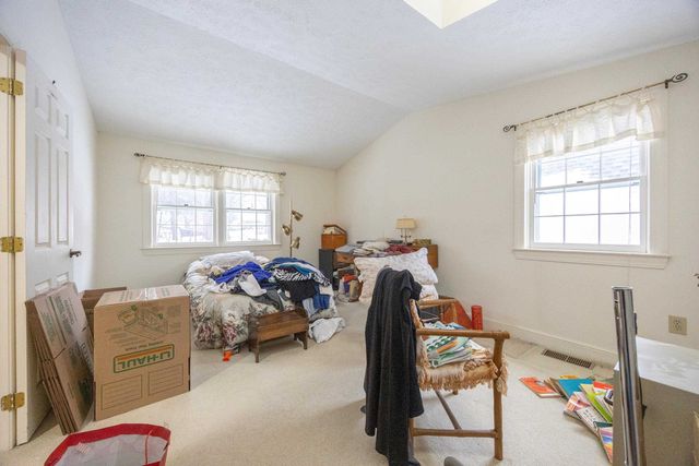 232 Winding Pond Road, Londonderry, NH 03053