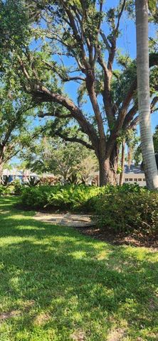 219 24TH STREET W, Bradenton, FL 34205