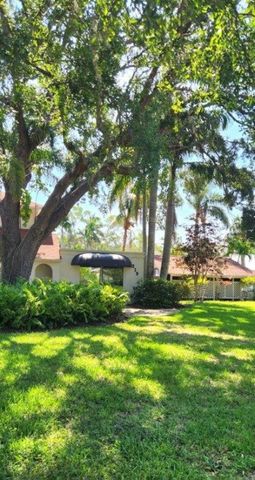 219 24TH STREET W, Bradenton, FL 34205