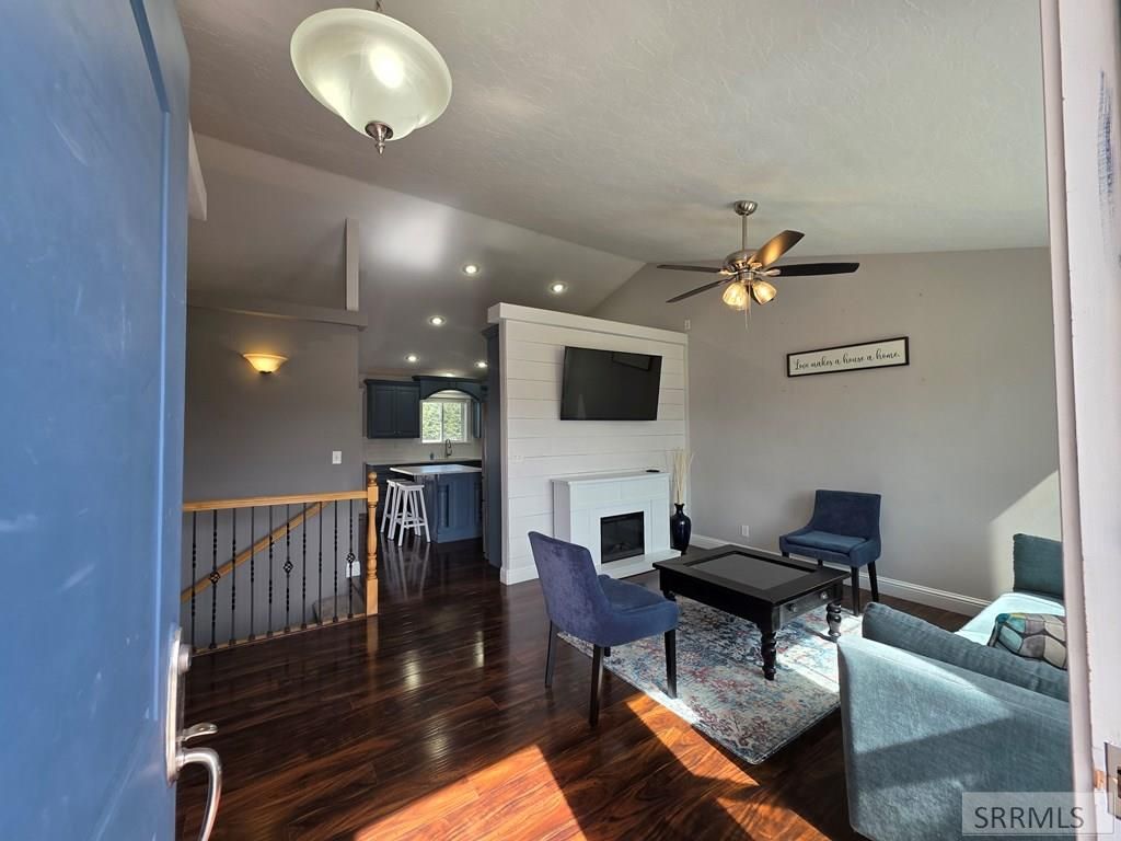 Image 4 of property listing at 774 Griffin Street, Rexburg, ID 83440