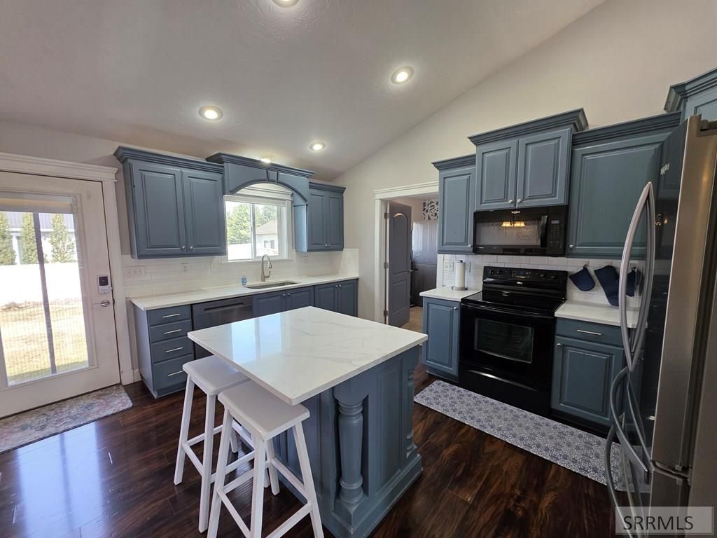 Image 8 of property listing at 774 Griffin Street, Rexburg, ID 83440