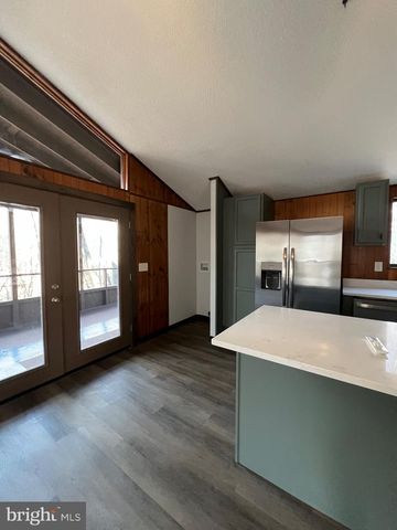 23 CHIEF CORNSTALK TRL, Hedgesville, WV 25427