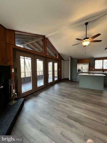 23 CHIEF CORNSTALK TRL, Hedgesville, WV 25427