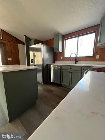 23 CHIEF CORNSTALK TRL, Hedgesville, WV 25427