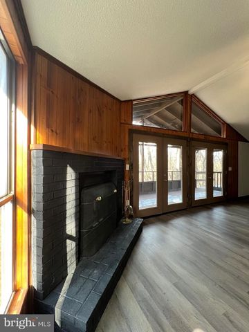 23 CHIEF CORNSTALK TRL, Hedgesville, WV 25427