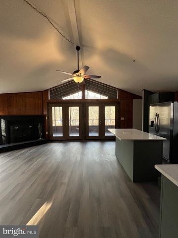 23 CHIEF CORNSTALK TRL, Hedgesville, WV 25427