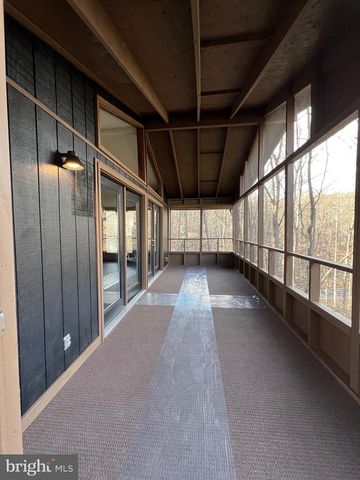 23 CHIEF CORNSTALK TRL, Hedgesville, WV 25427