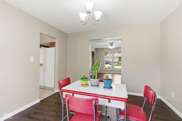 7830 Oakshot Lane, Indianapolis, IN 46268