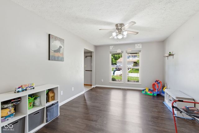 7830 Oakshot Lane, Indianapolis, IN 46268