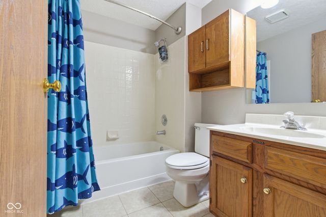 7830 Oakshot Lane, Indianapolis, IN 46268