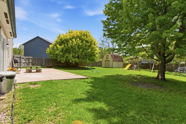 7830 Oakshot Lane, Indianapolis, IN 46268