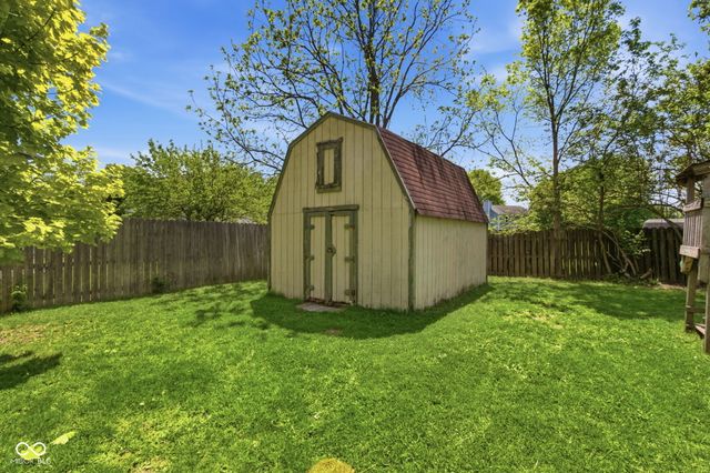 7830 Oakshot Lane, Indianapolis, IN 46268