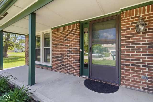 7830 Oakshot Lane, Indianapolis, IN 46268