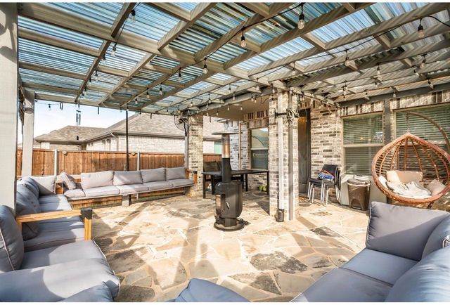 2437 Pinnacle Place, Corinth, TX 76210