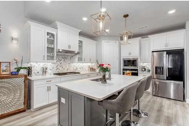 2437 Pinnacle Place, Corinth, TX 76210