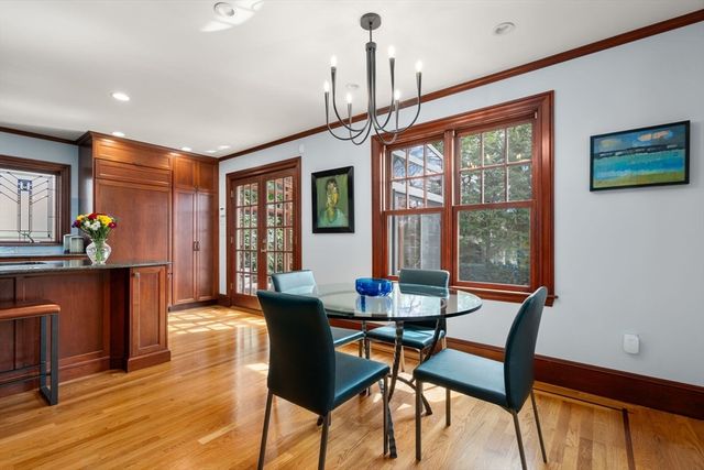 26 Bothfeld Rd, Newton, MA 02459