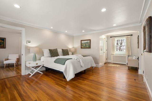 26 Bothfeld Rd, Newton, MA 02459