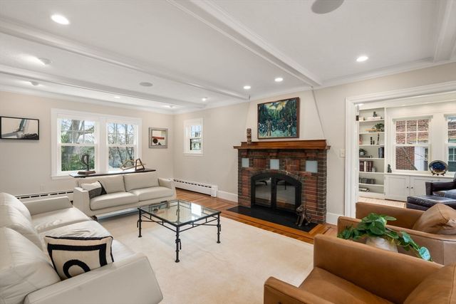 26 Bothfeld Rd, Newton, MA 02459