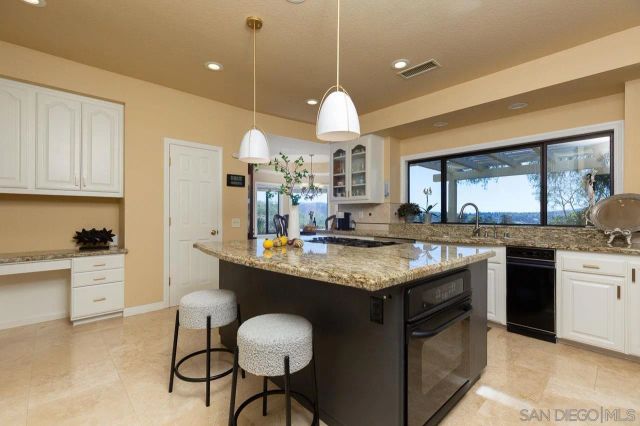 13012 Solera Way, Poway, CA 92064
