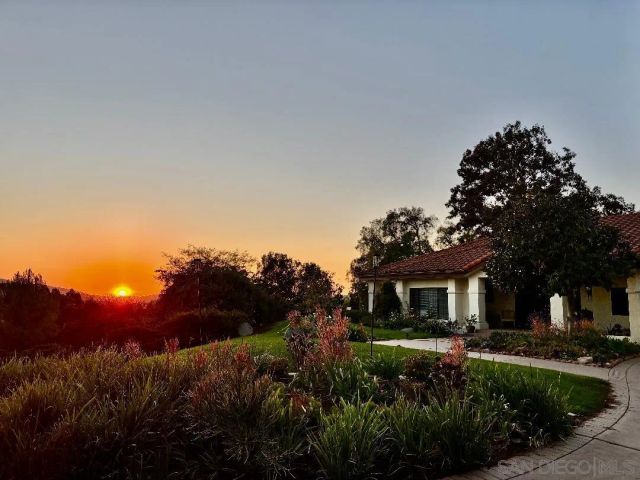 13012 Solera Way, Poway, CA 92064