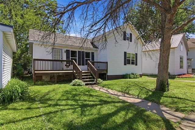 1827 Charles Street, Eau Claire, WI 54703