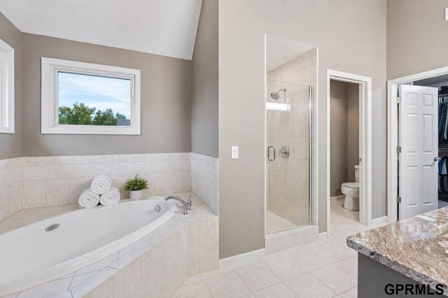 18218 Ontario Street, Omaha, NE 68130
